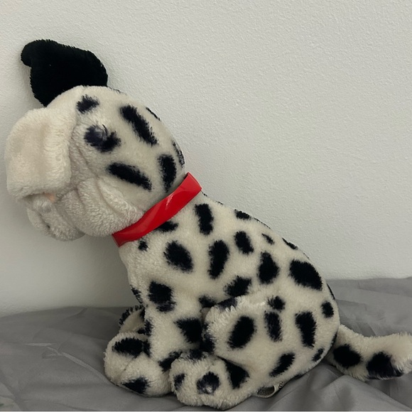 Disney Patches from 1991 release of 101 Dalmatians Plush Dog Toy - Picture 5 of 9